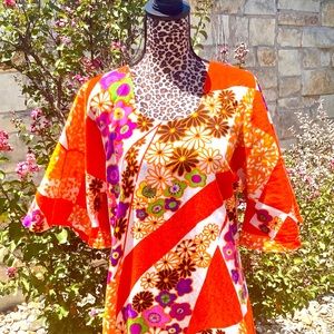 Vintage, Neon 60’s flower child maxi dress 🧡